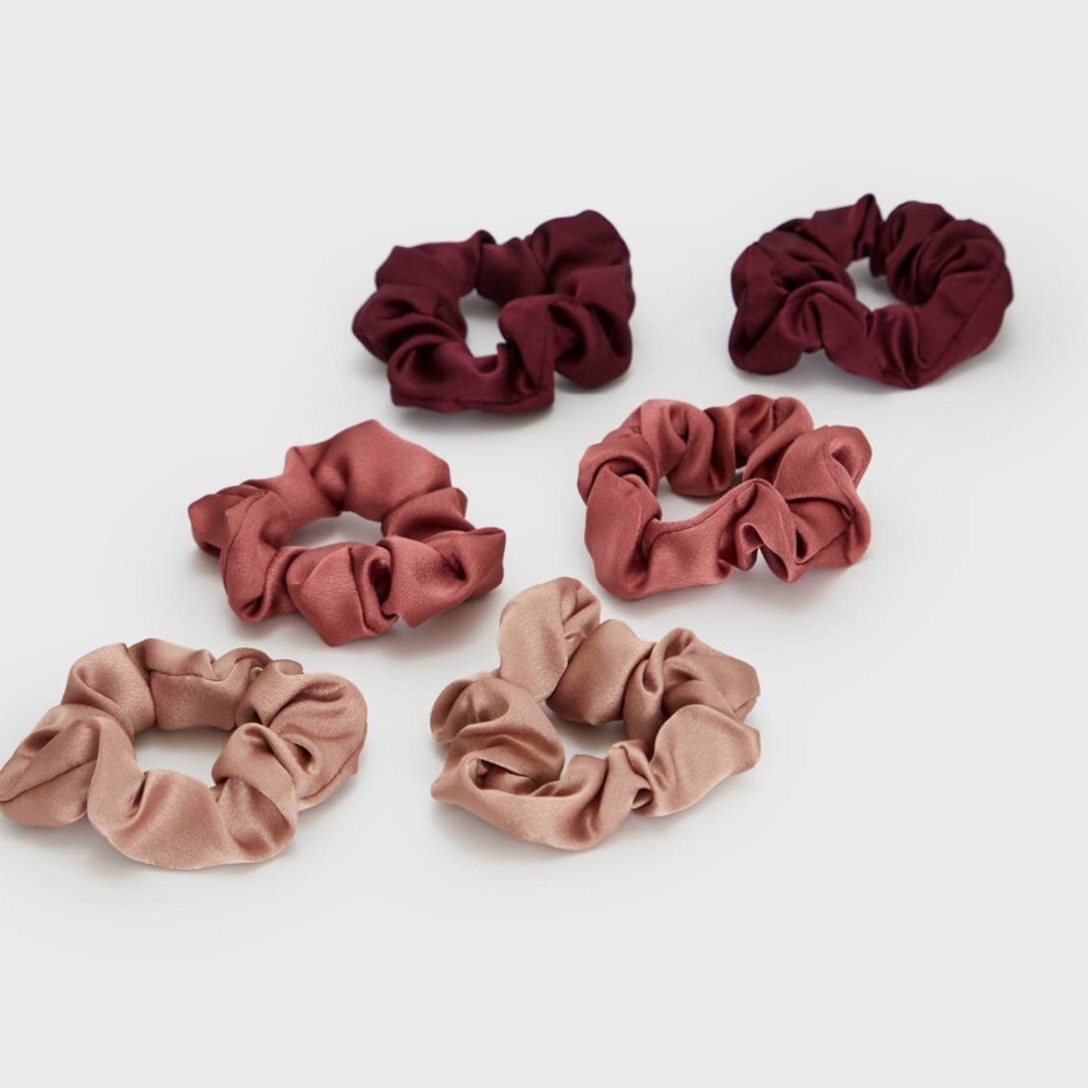 KITSCH SATIN SCRUNCHIES NWT 6 COUNT